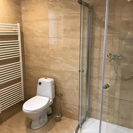 Apartmanovy Dom Visnove Екстер'єр фото