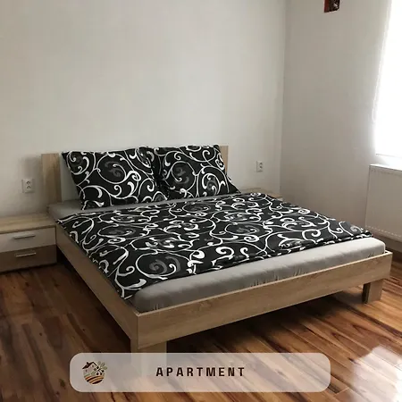 Apartmanovy Dom Visnove Екстер'єр фото