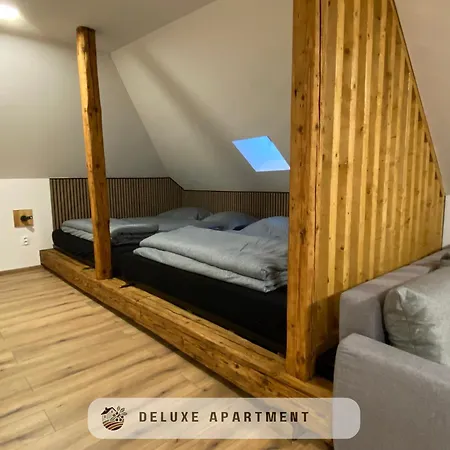 Apartmanovy Dom Visnove Екстер'єр фото