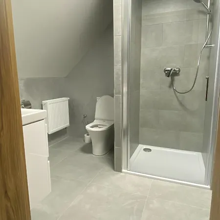 Apartmanovy Dom Visnove Екстер'єр фото
