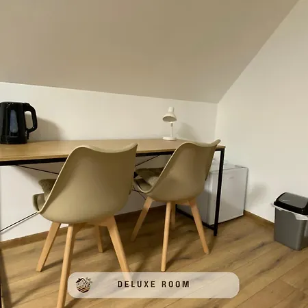 Apartmanovy Dom Visnove Екстер'єр фото