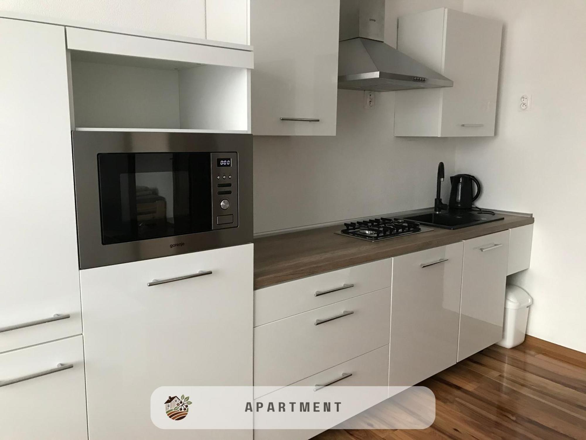 Apartmanovy Dom *