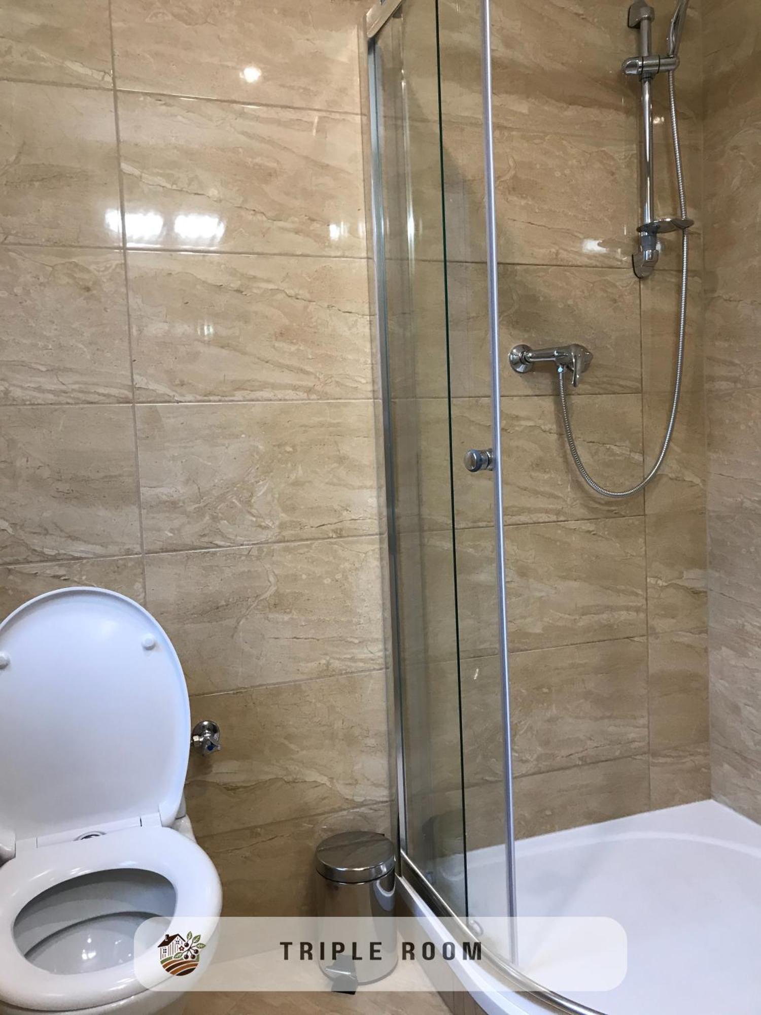 Apartmanovy Dom * Visnove