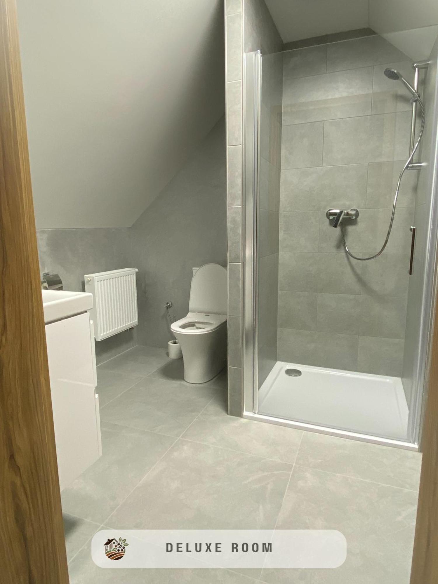 Apartmanovy Dom