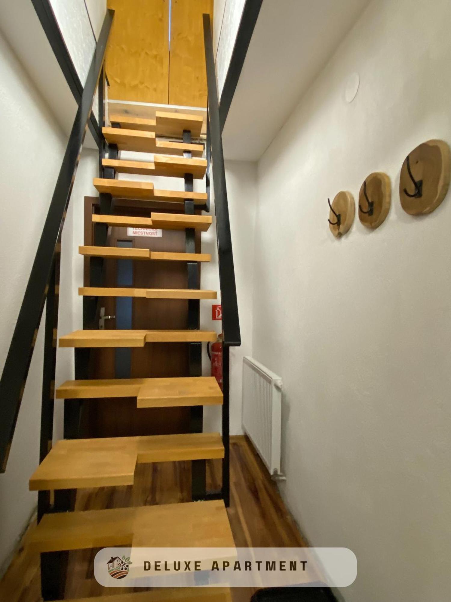 Apartmanovy Dom